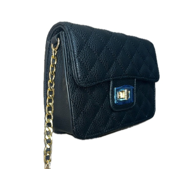 Quilted Faux Leather Turlock Purse W/Gold-tone Chain Accents, NWOT - Picture 2 of 8